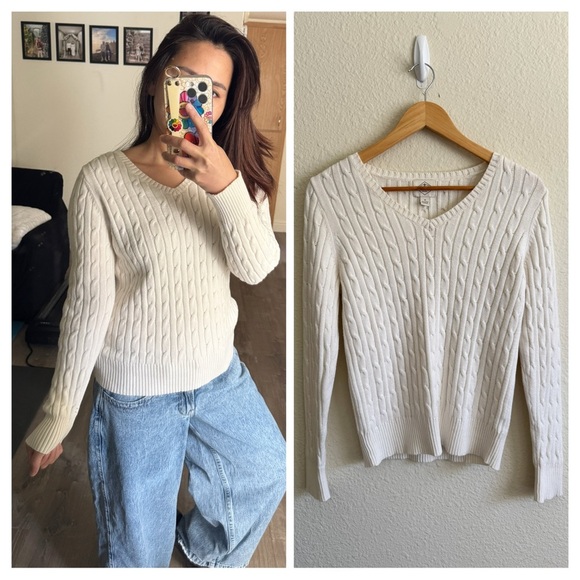 St. John's Bay Sweaters - ST John’s bay- Women's Cream Cable Knit Sweater- Size M